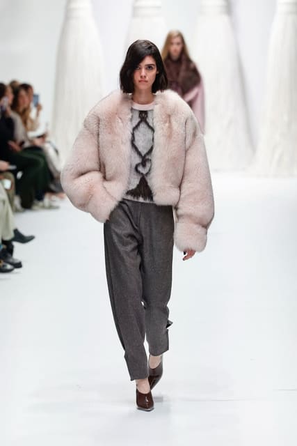Genny F/W 25 Show — Genny