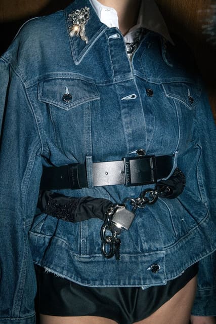 Simone Rocha AW25 Backstage — novembre global