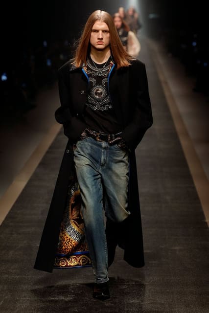Versace F/W 25 Show — Versace