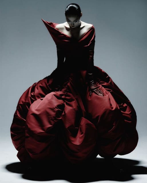 Volumes Couture — L'Officiel Italia