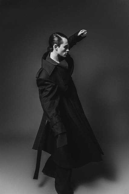 IN CONVERSATION WITH KIT PRICE — Numéro Netherlands