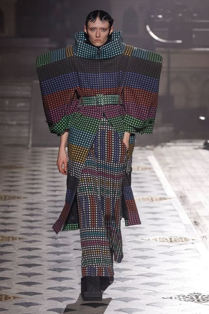 Anrealage F/W 25 Show — Anrealage