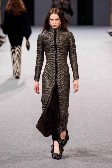 Gwen Weijers — 7