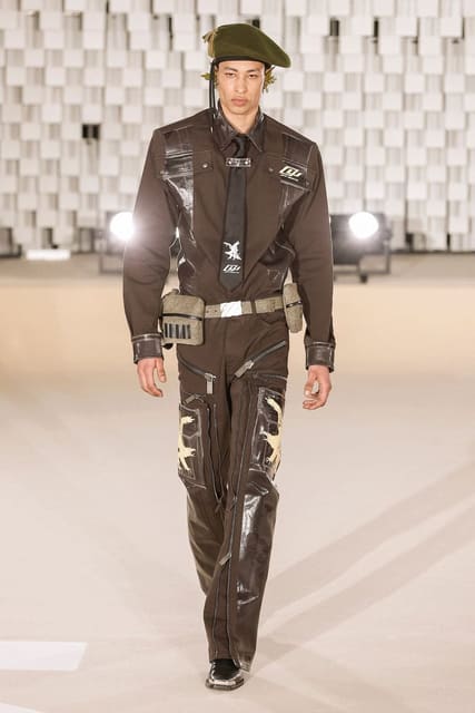 Off-White F/W 25 Show — Off-White