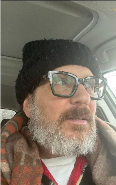 Dennis Devoy