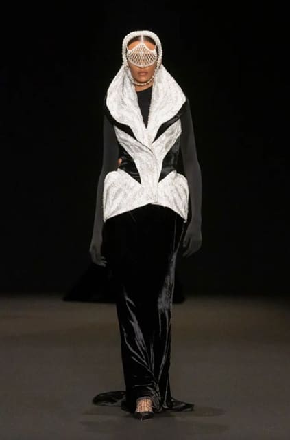 Gaurav Gupta Haute Couture Spring 2025 S...