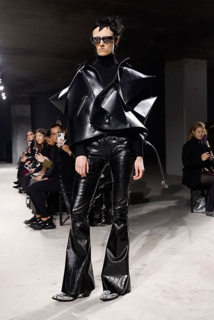 Junya Watanabe F/W 25 Show — Junya Watanabe