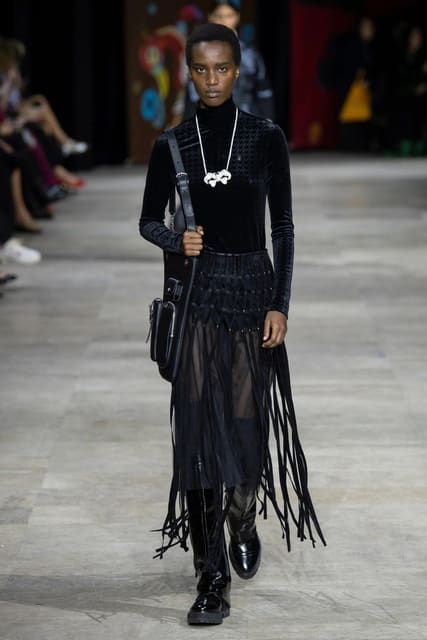 Shiatzy Chen F/W 25 Show — Shiatzy Chen