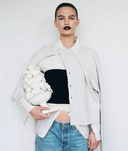 Chiaroscuro i sfumato — Vogue Polska