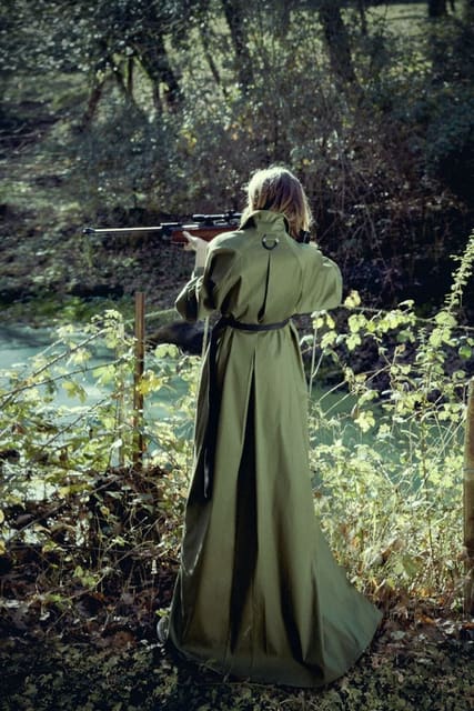 L’étrangère — Vein Magazine