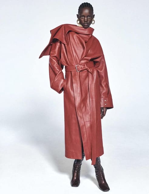 Peau Contre Peau — Harper's Bazaar France