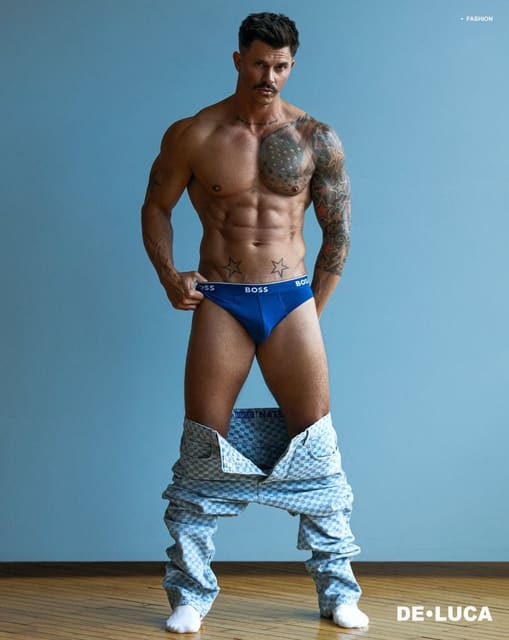 Kenny Braasch for De•Luca Magazine