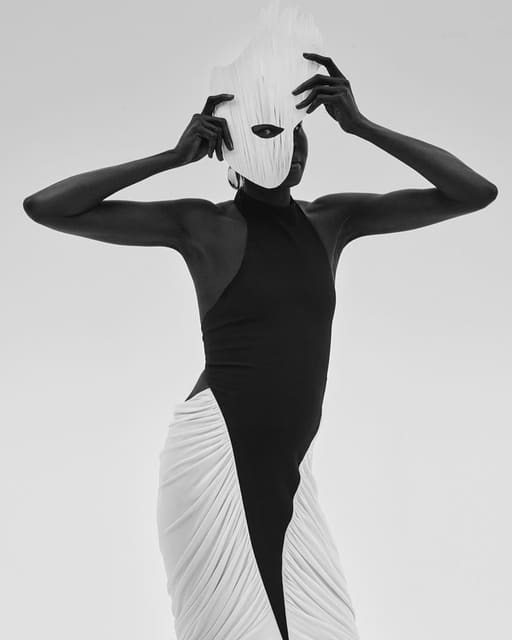 Alek Wek by Paola Kudacki — Vogue Portugal