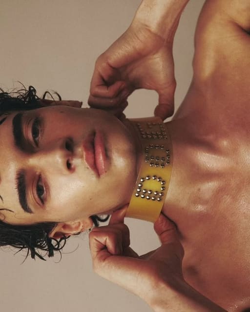 Secretary by Giuseppe Palazzolo — MMScene