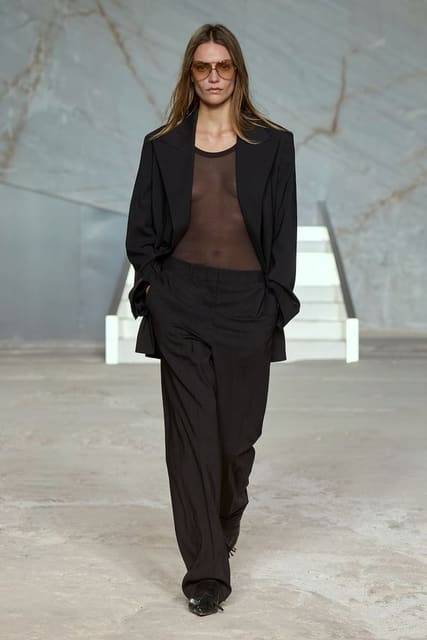 COS S/S 25 Show Athens — COS