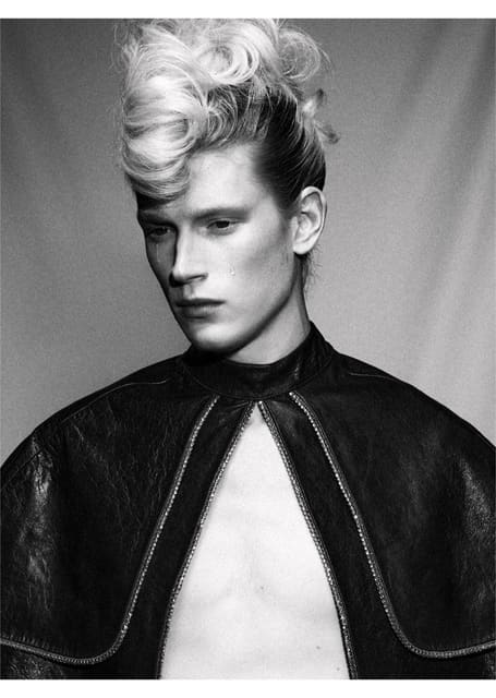 'he loves me / she loves me not' — Vogue Portugal