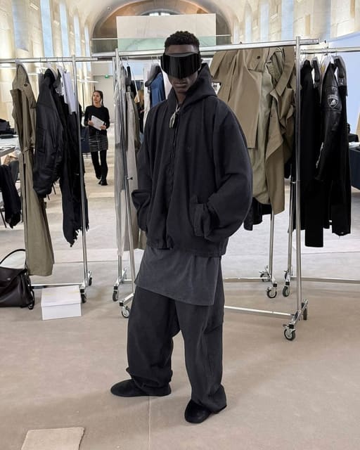 Balenciaga Pre-Fall 2025 Lookbook — Balenciaga