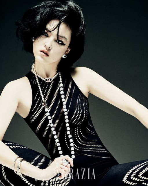 Silhouetted Layers — Grazia China