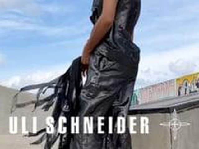 SHAPES EDITION ULI SCHNEIDER Campaign re...