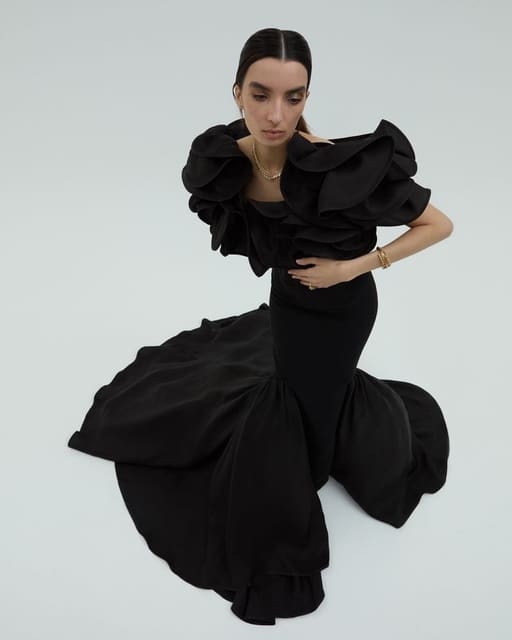 Dancing On Air — Mojeh Magazine
