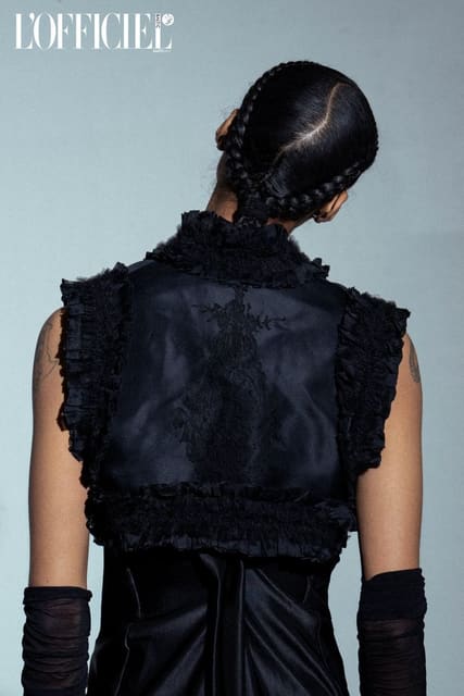 Simone Embrack — 9