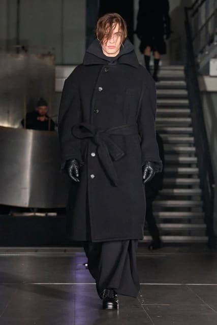 Songzio F/W 25 Show — Songzio