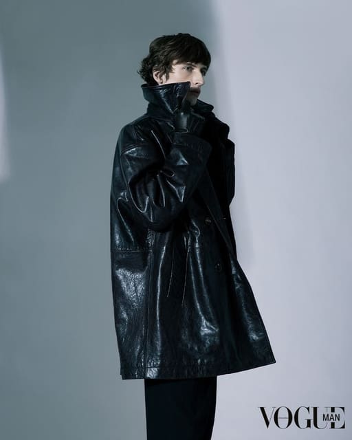 Effortless Sophistication by R.C. Wing — Vogue Man Hong Kong