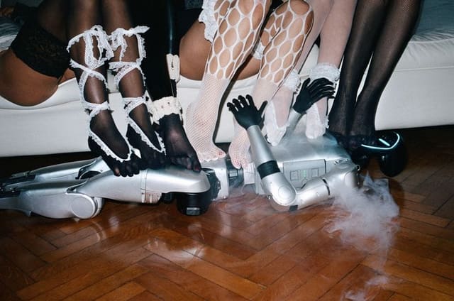 Cartina Lunga S/S 25 — Evade House