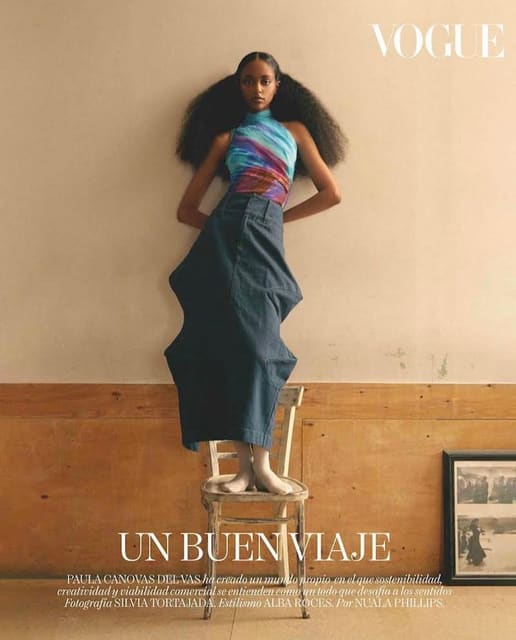 Un Buen Viaje: Paula Canovas Del Vas — Vogue España