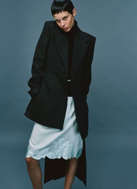 Back to black — Harper's Bazaar Australia