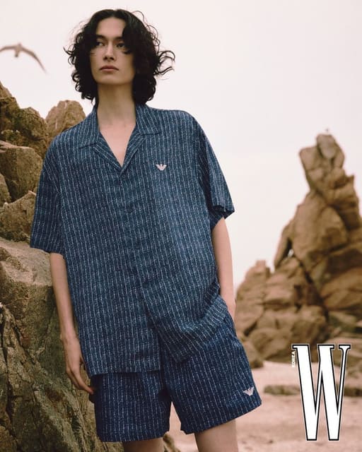 여름의 시작을 알리는 엠포리오 아르마니 스윔웨어 — W Korea