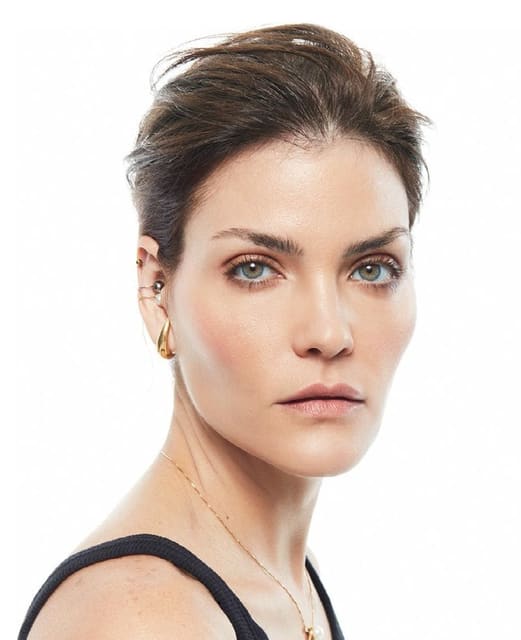 Luciana Curtis — Marie Claire Brazil