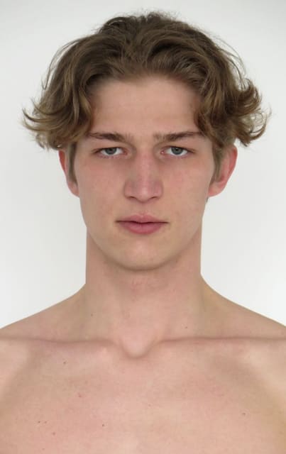 Lukas Muti