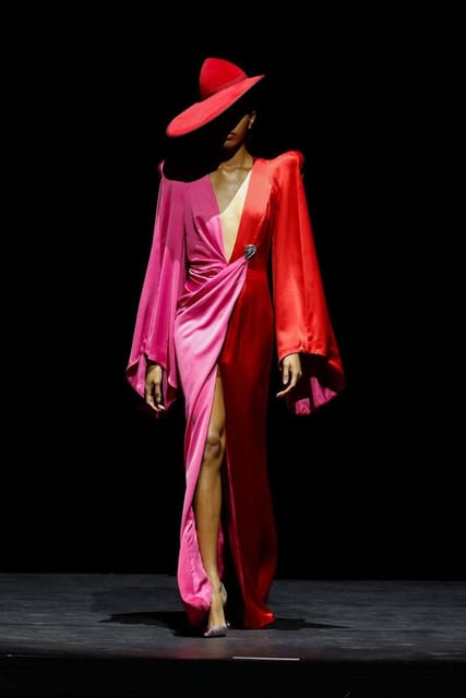 Ronald van der Kemp Haute Couture Fall 2... — Ronald van der Kemp