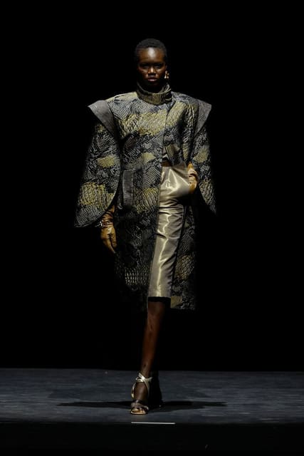 Ronald van der Kemp Haute Couture Fall 2... — Ronald van der Kemp