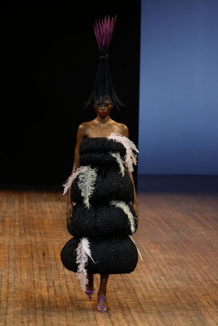 Viktor & Rolf Haute Couture Fall 2025 Sh... — Viktor & Rolf