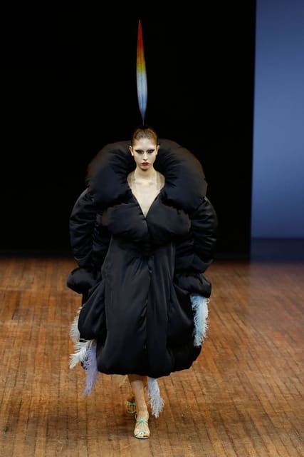 Viktor & Rolf Haute Couture Fall 2025 Show — Viktor & Rolf