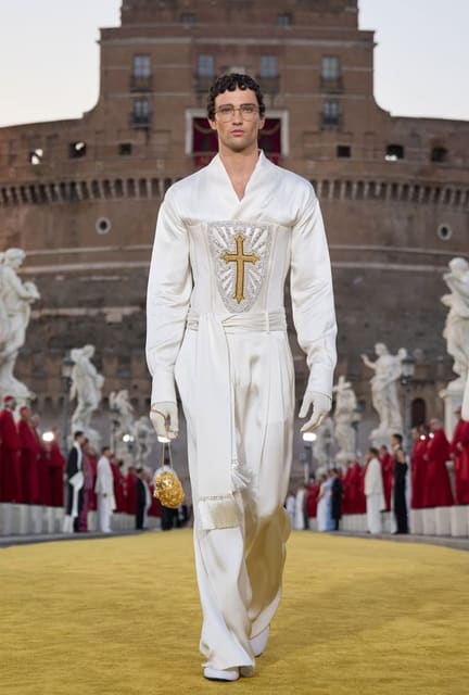 Dolce & Gabbana Alta Sartoria 2025 Show ... — Dolce & Gabbana