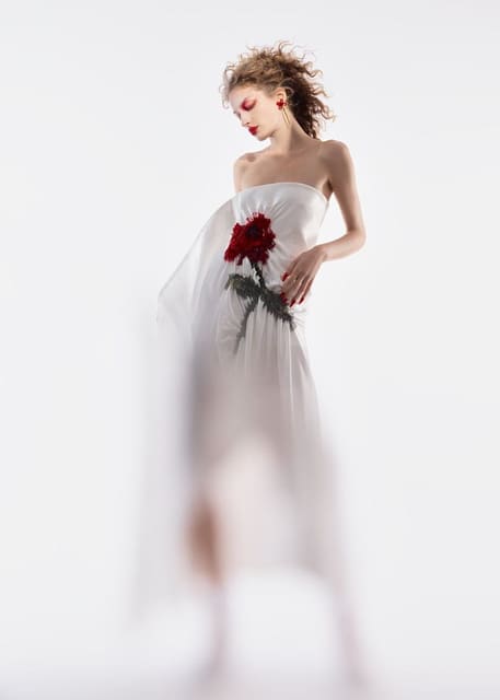 Red Bloom — Beauty Scene