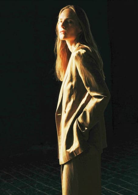 Iris Von Arnim Resort 2025