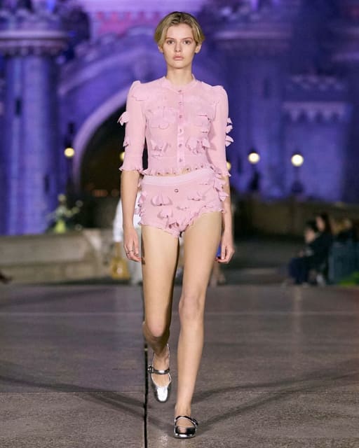 Coperni S/S 25 Show — Coperni