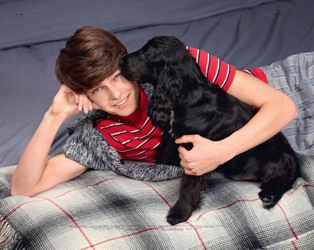 Hommes et Chiens — Double Magazine