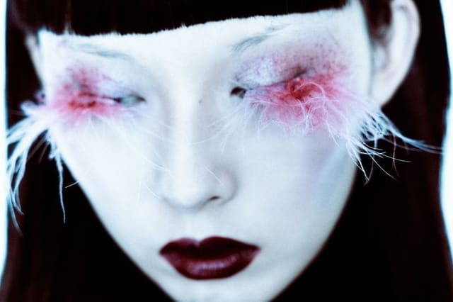 Surface Tension by Yu Mengci — The WOW Magazine