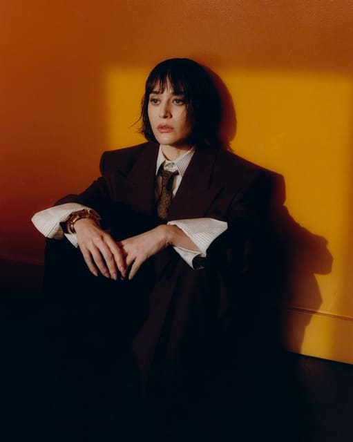 Lizzy Caplan — V Magazine