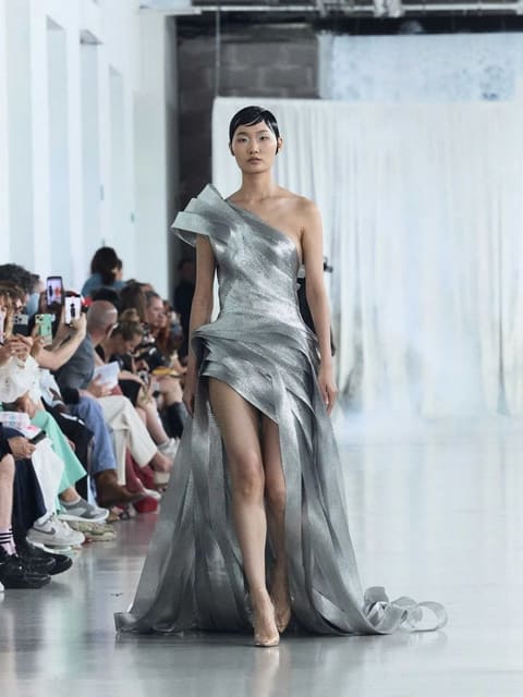 Lever Haute Couture Fall 2025 Show