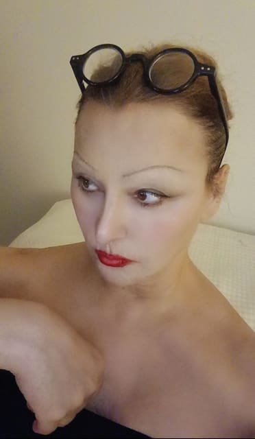 Niki M'Nray