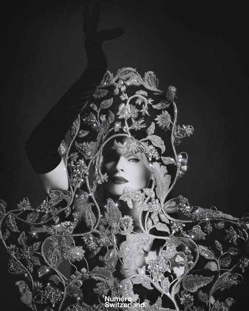 Sophie Ellis-Bextor — Numéro Switzerland