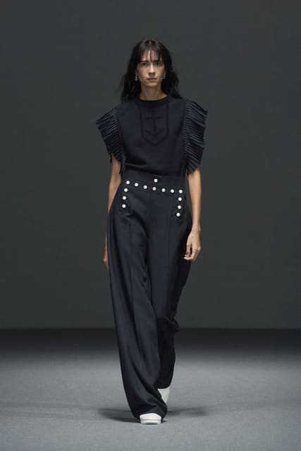 HYKE S/S26 Show