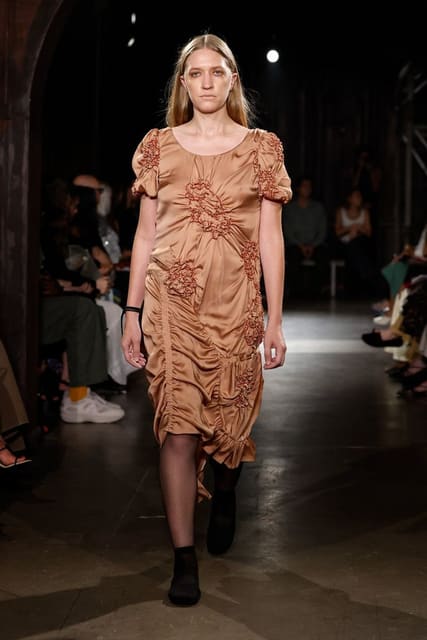 Meruert Tolegen S/S 26 Show — Meruert Tolegen