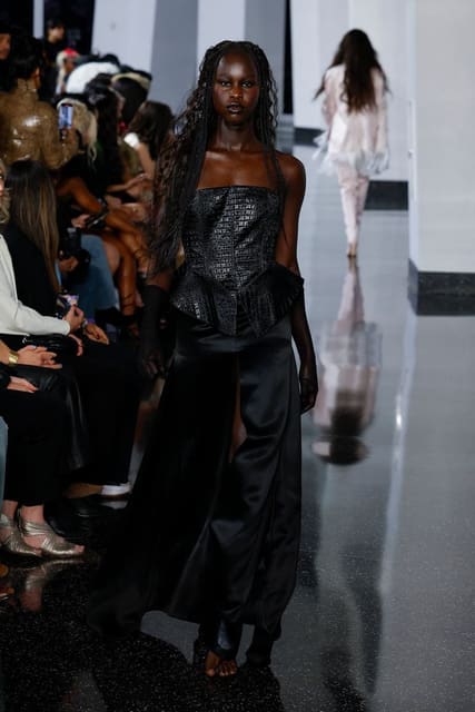 Kim Shui S/S 26 Show — Kim Shui